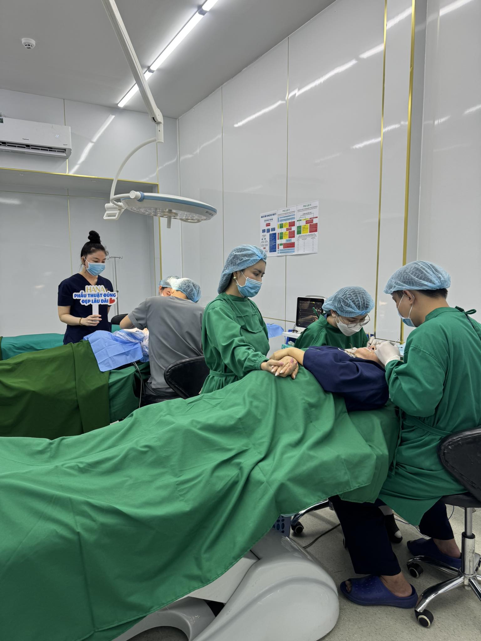 VỀ HANA PREMIUM